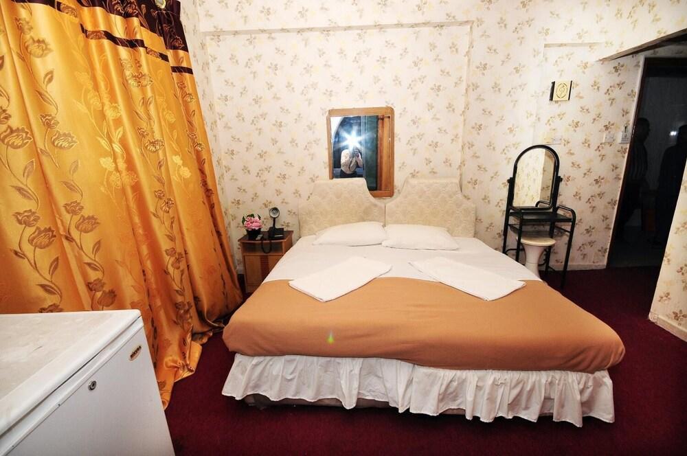 Al Qaid Hotel Dubai Dış mekan fotoğraf